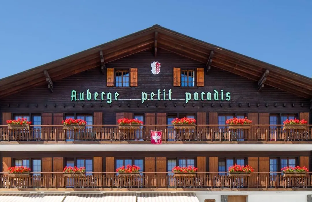 Petit Paradis-1